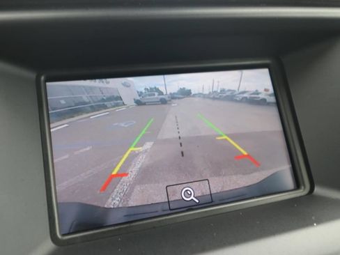 Used 2019 Ford Ranger XL w/ Equipment Group 101A Mid RWD image 4