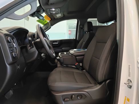 Used 2025 Chevrolet Silverado 1500 Custom AWD/4WD image 10