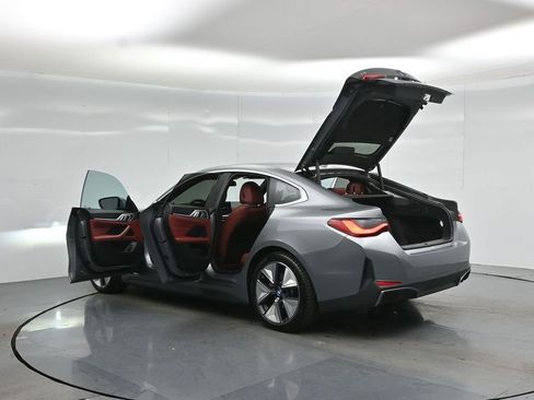 Used 2023 BMW i4 eDrive40 RWD image 36