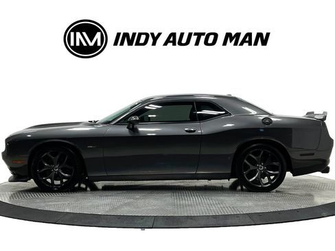 Used 2019 Dodge Challenger R/T RWD image 7