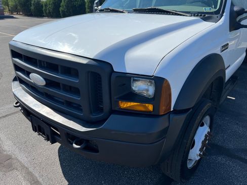 Used 2006 Ford F450 2WD Regular Cab Super Duty image 17