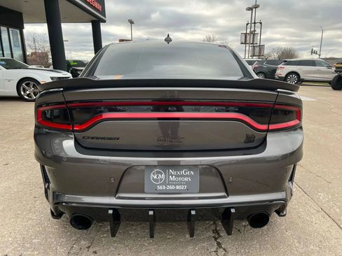 Used 2022 Dodge Charger Scat Pack image 7