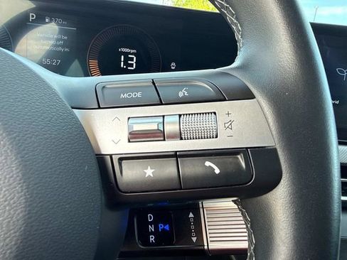 Used 2025 Hyundai Sonata SEL FWD image 30
