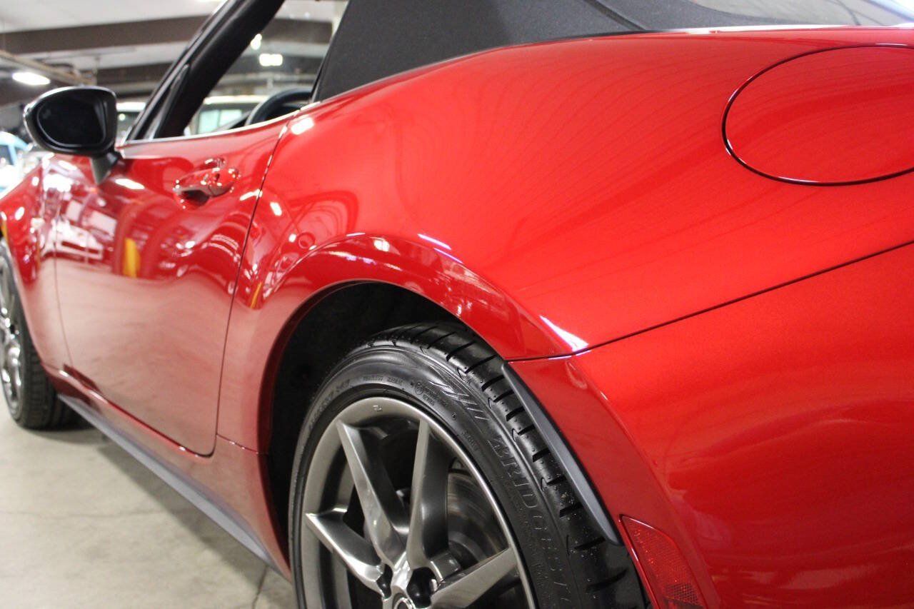Used 2016 MAZDA MX-5 Miata Grand Touring RWD image 11