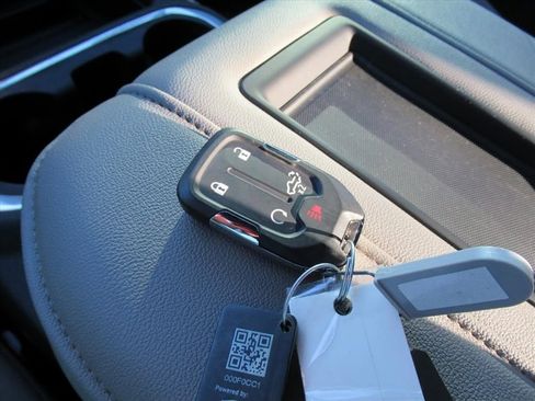 Used 2021 Chevrolet Silverado 1500 RST w/ Safety Package image 31