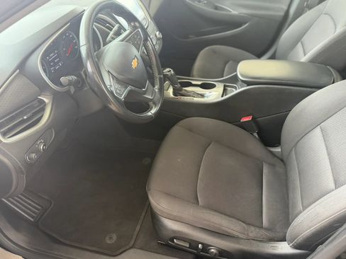 Used 2019 Chevrolet Malibu RS FWD image 9