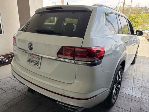Used 2021 Volkswagen Atlas SEL R-Line FWD image 8