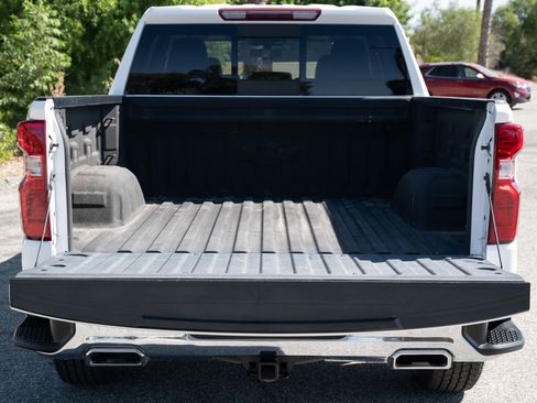 Used 2021 Chevrolet Silverado 1500 LT image 15