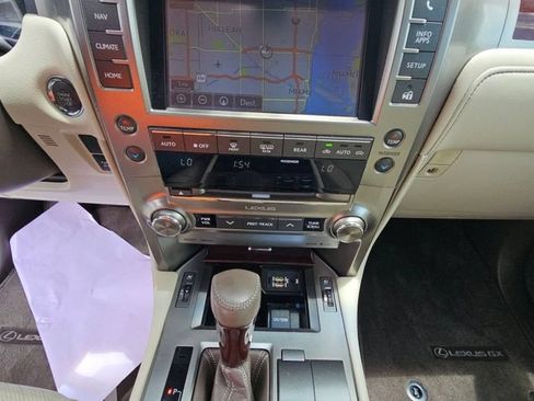 Used 2015 Lexus GX 460 w/ Premium Package AWD/4WD image 12