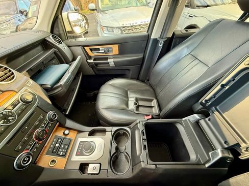 Used 2015 Land Rover LR4 HSE image 20
