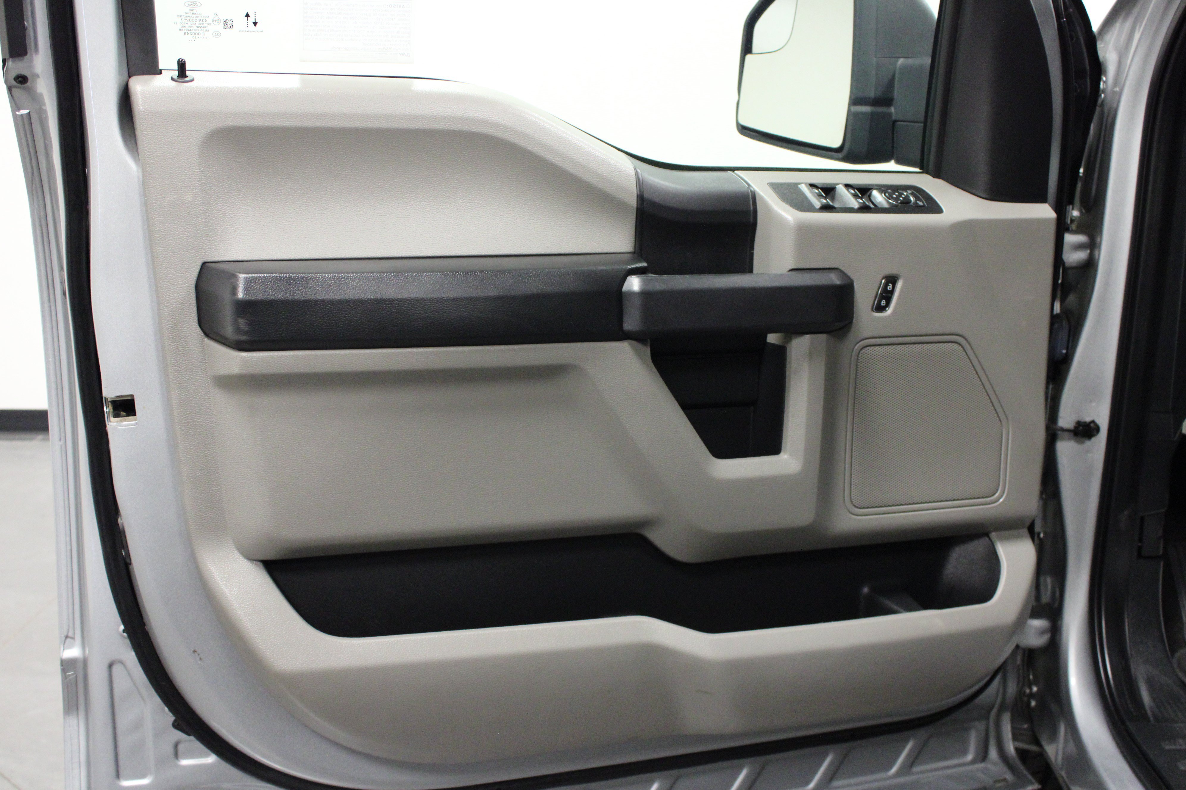 Used 2020 Ford F150 XL w/ Equipment Group 101A Mid RWD image 11