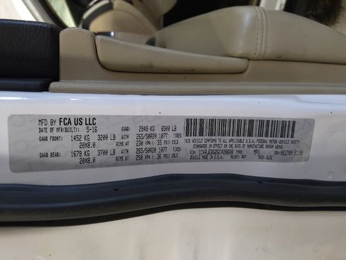 Used 2016 Jeep Grand Cherokee Limited RWD image 33
