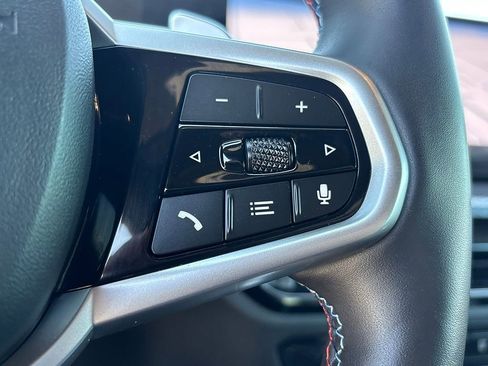 Used 2025 BMW M440i Convertible RWD image 18