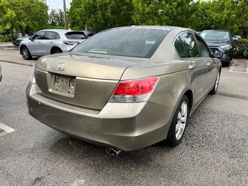 Used 2010 Honda Accord EX-L image 6