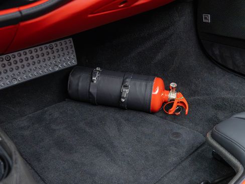 Used 2024 Ferrari SF90 Spider AWD/4WD image 31