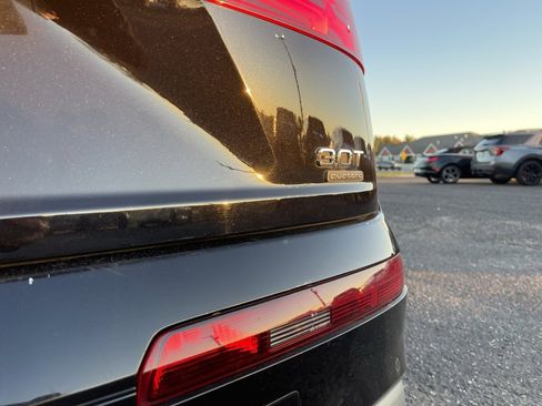 Used 2017 Audi Q7 3.0T Premium Plus image 21