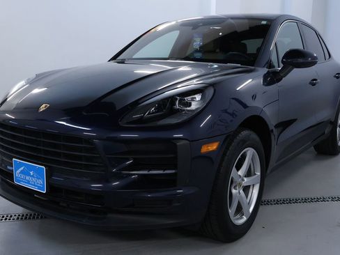 Used 2019 Porsche Macan image 3