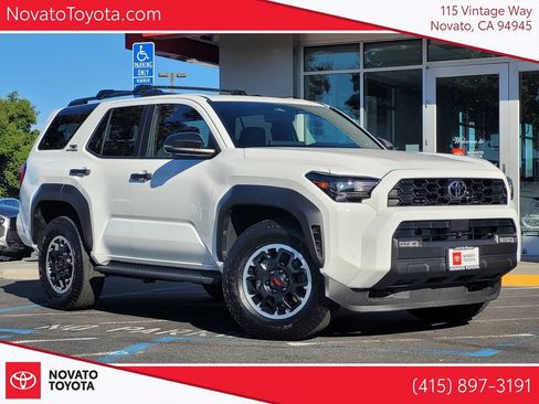 Used 2025 Toyota 4Runner TRD Off-Road Premium AWD/4WD image 1