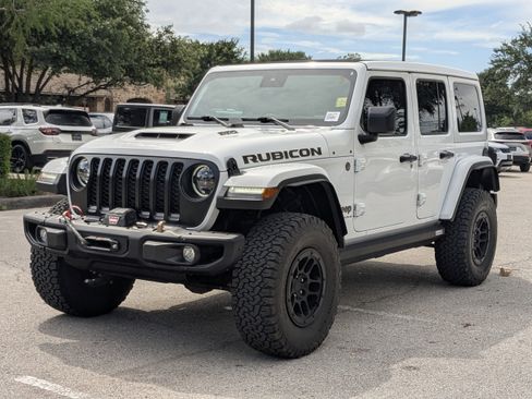 Used 2023 Jeep Wrangler Unlimited Rubicon 392 w/ Xtreme Recon 35" Tire Package AWD/4WD image 4