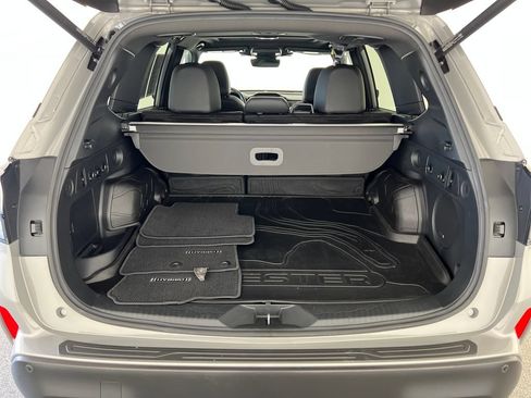 Certified 2025 Subaru Forester Limited w/ Popular Package AWD/4WD image 25