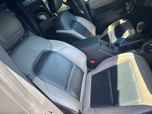 Used 2024 Ford Bronco Wildtrak AWD/4WD image 36