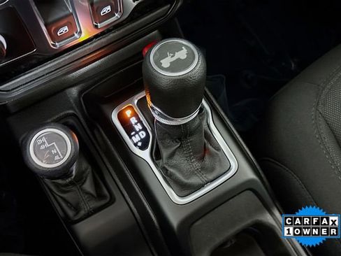 Used 2023 Jeep Wrangler Sport S image 17