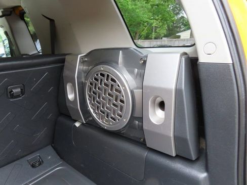 Used 2007 Toyota FJ Cruiser 4WD image 9