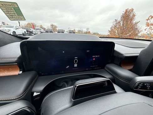 Used 2025 Lincoln Aviator Black Label image 18