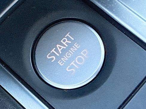 Used 2024 INFINITI QX60 Sensory image 39