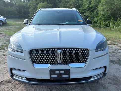 Used 2020 Lincoln Aviator Reserve w/ Elements Package Plus AWD/4WD image 2