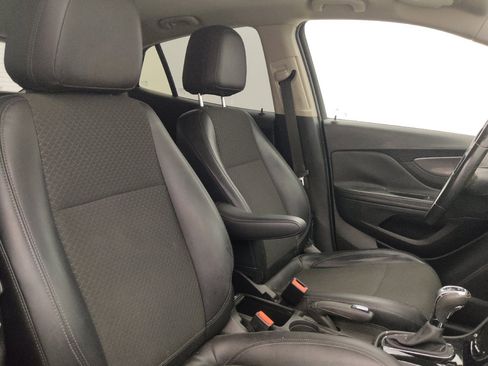 Used 2019 Buick Encore Sport Touring w/ Safety Package FWD image 21