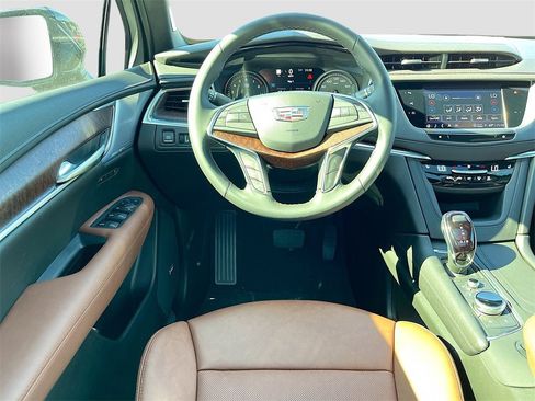 New 2025 Cadillac XT5 Premium Luxury w/ Technology Package image 24
