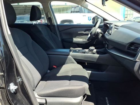 Used 2024 Nissan Rogue S image 22