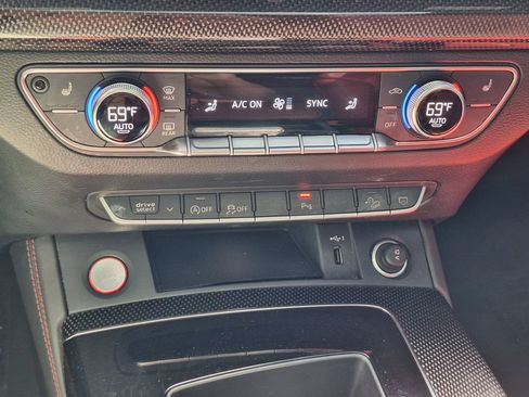 Used 2024 Audi SQ5 Premium Plus AWD/4WD image 24