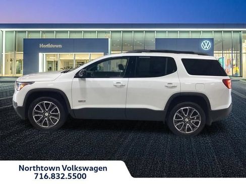 Used 2018 GMC Acadia SLT w/ LPO, Protection Package AWD/4WD image 2