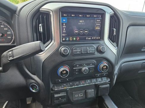 Used 2020 Chevrolet Silverado 1500 LT Trail Boss image 14