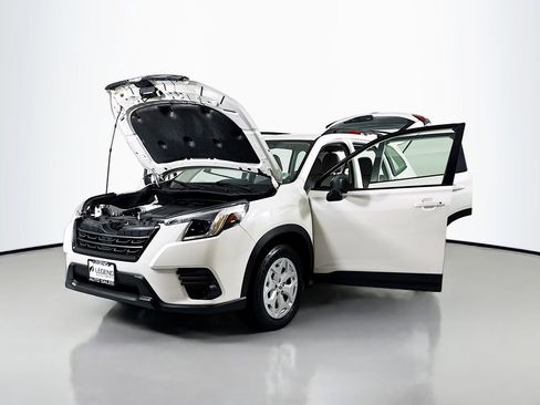 Used 2023 Subaru Forester AWD/4WD image 18