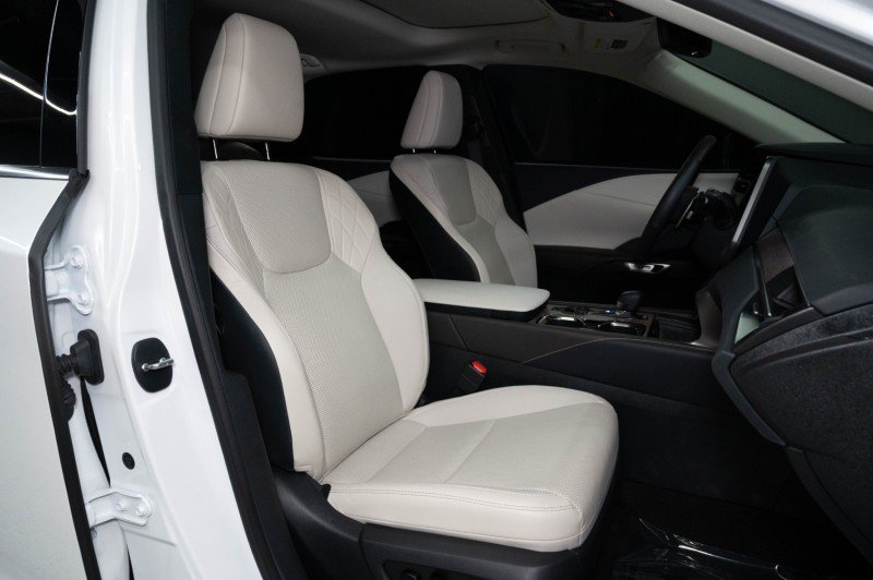 Used 2024 Lexus RX 350h w/ Convenience Package AWD/4WD image 12