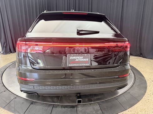Used 2024 Audi Q8 Premium w/ Black Optic Package AWD/4WD image 7