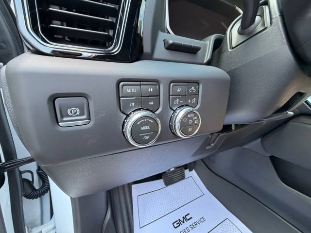 New 2026 GMC Sierra 2500 AT4 w/ AT4 Premium Plus Package AWD/4WD image 9