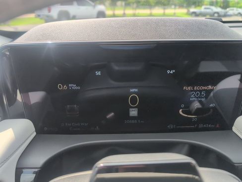 Used 2025 Lincoln Aviator Reserve w/ Equipment Group 201A AWD/4WD image 21