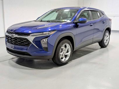 Used 2024 Chevrolet Trax LS w/ LS Convenience Package