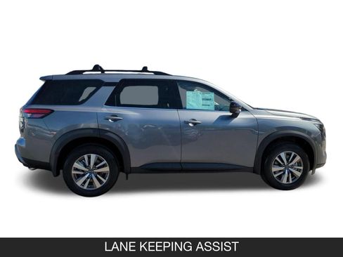 New 2026 Nissan Pathfinder SL FWD image 6