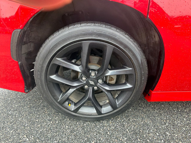 Used 2021 Dodge Charger R/T w/ Blacktop Package RWD image 17