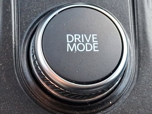 Certified 2025 Ford Explorer Active w/ Active Comfort Package image 24