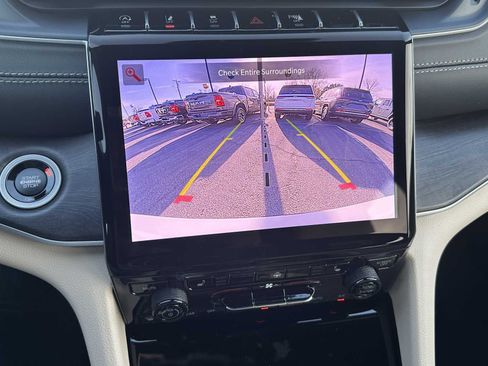 New 2025 Jeep Grand Cherokee L Limited image 27