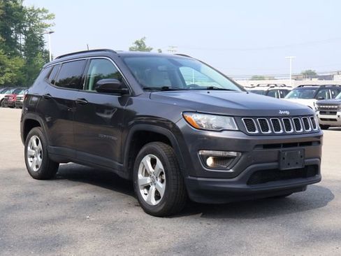 Used 2020 Jeep Compass Latitude AWD/4WD image 9