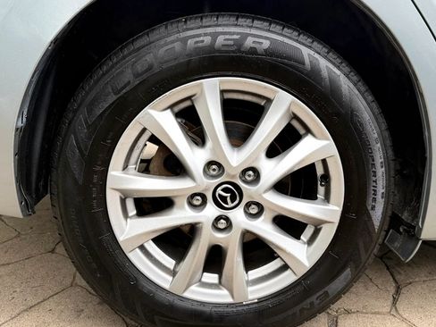 Used 2018 MAZDA MAZDA3 Sport w/ Preferred Equipment Package FWD image 42