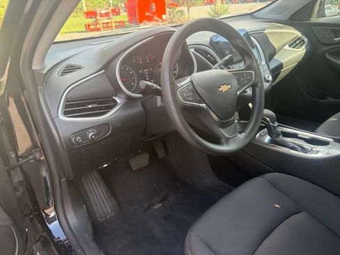 Used 2024 Chevrolet Malibu LT FWD image 8