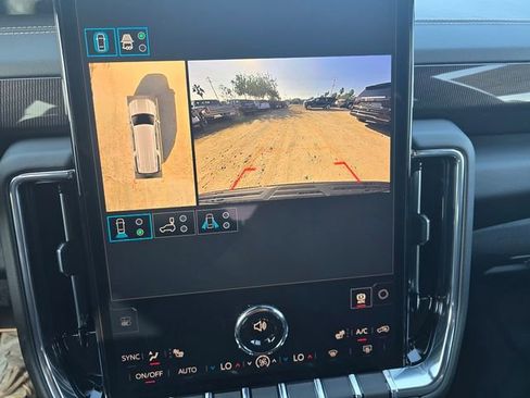 New 2026 GMC Yukon XL Elevation image 19